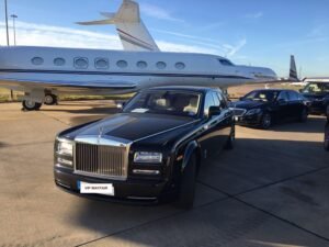 chauffeur service private airport UK by VIP Mayfair